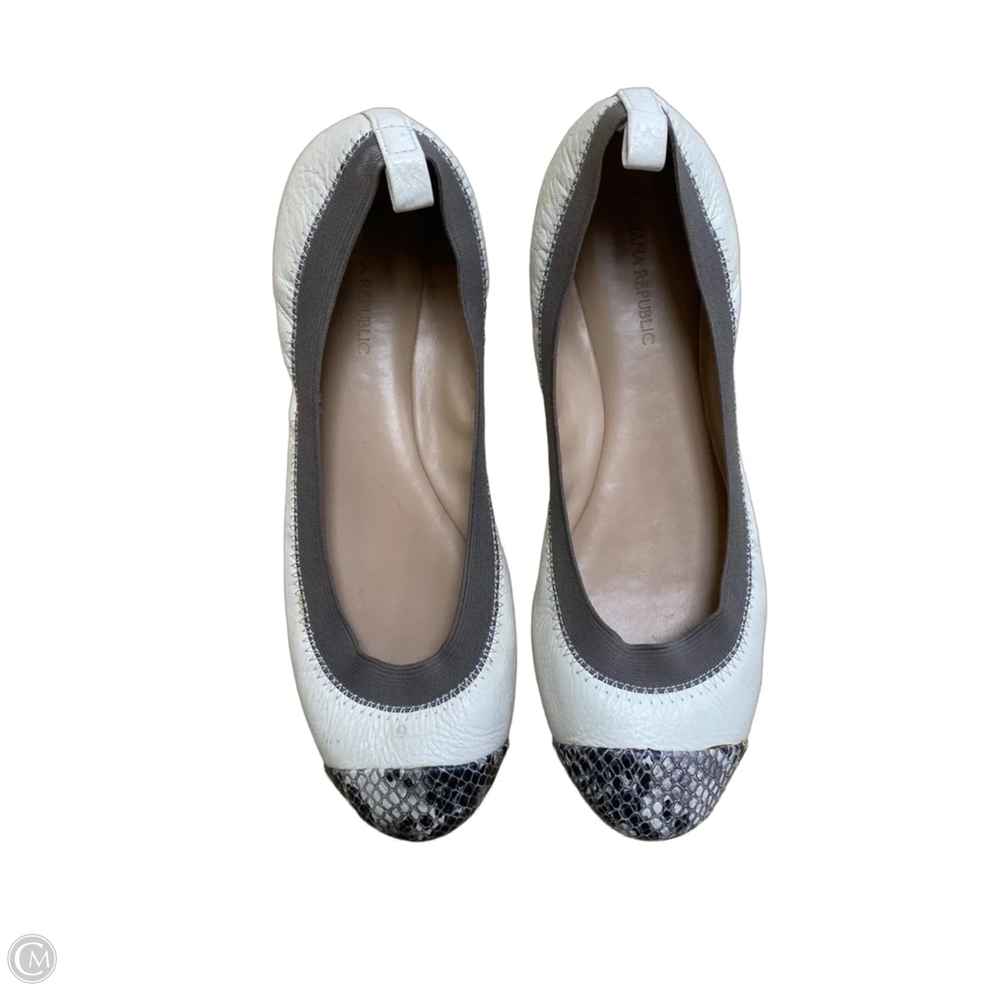 Shoes Flats By Banana Republic In Cream, Size: 8.5