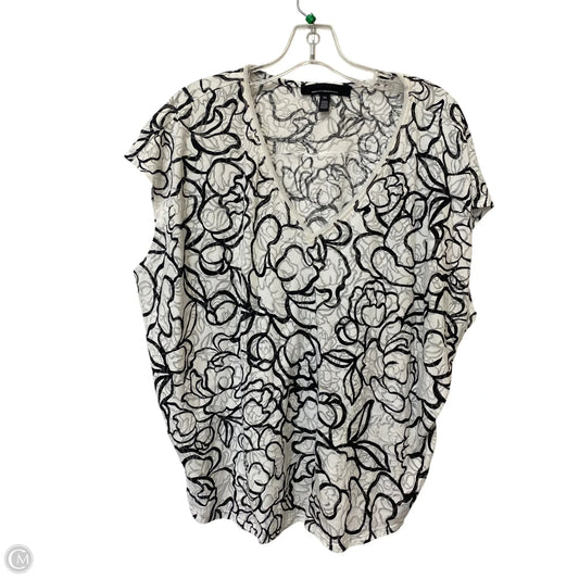 Top Short Sleeve By White House Black Market In Floral Print, Size: Xl