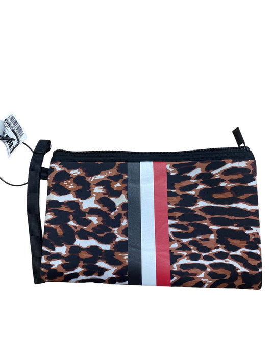 Wristlet By Haute Shore  Size: Large