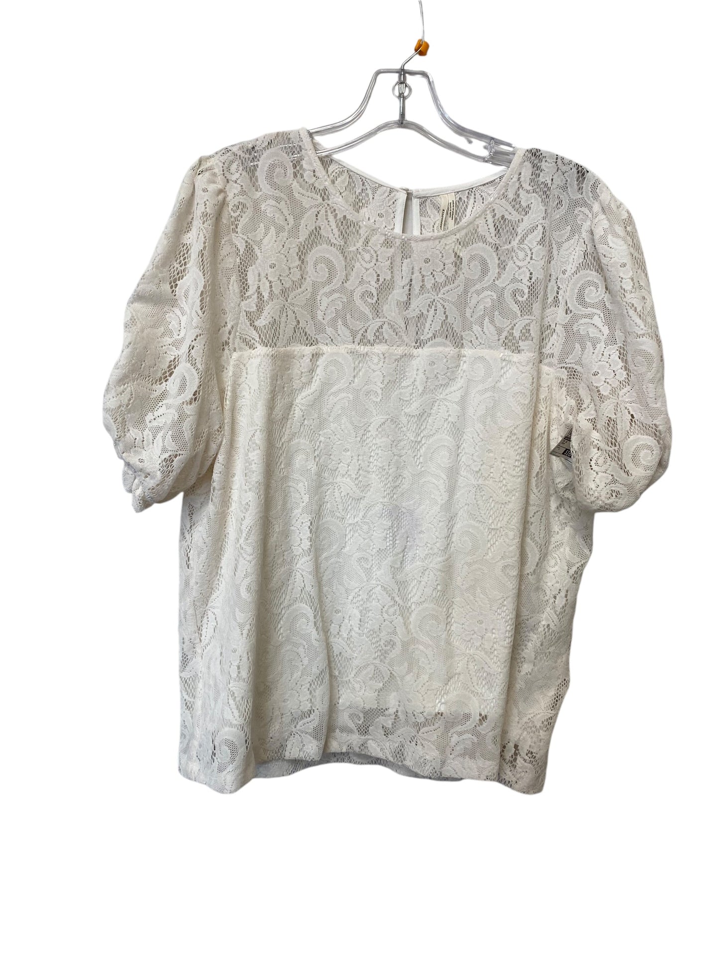 Top Short Sleeve By Anthropologie In Cream, Size: L