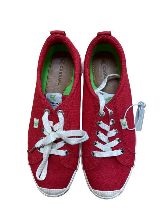 Shoes Sneakers By Cariuma In Red, Size: 8.5