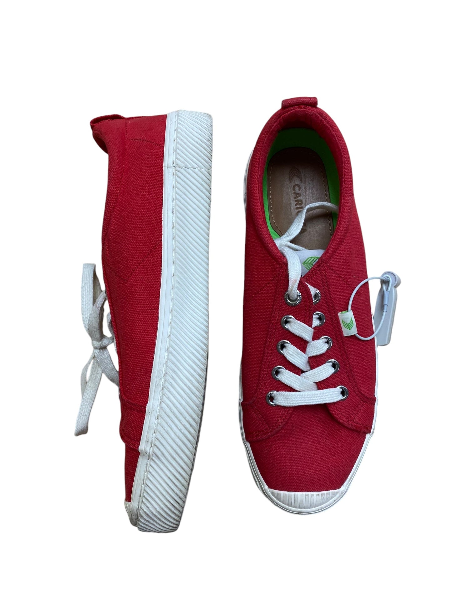 Shoes Sneakers By Cariuma In Red, Size: 8.5