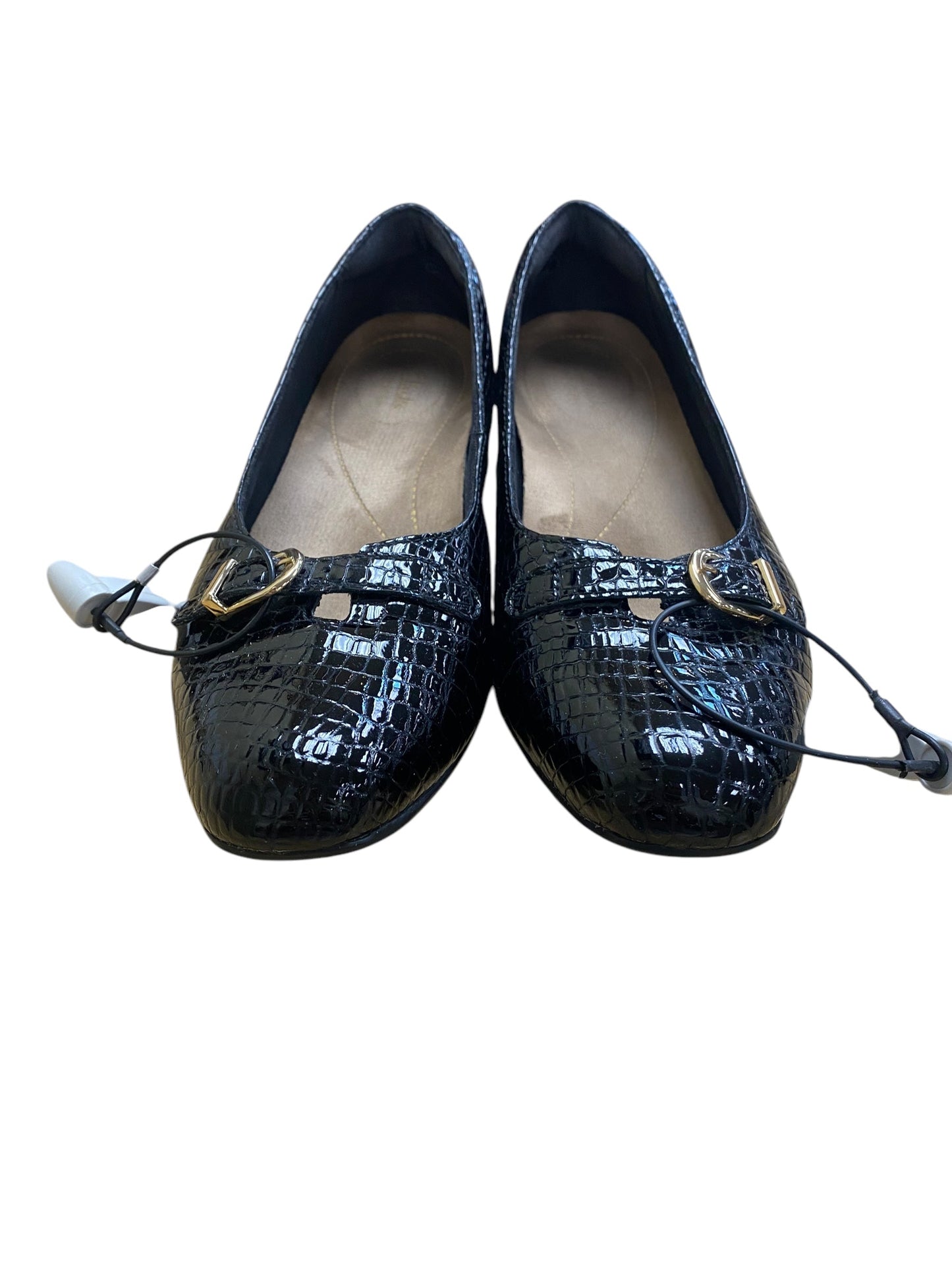 Shoes Flats By Clarks In Black, Size: 6.5