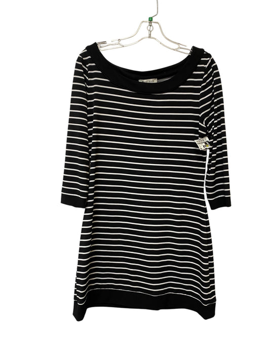 Top 3/4 Sleeve By White House Black Market In Black & White, Size: M