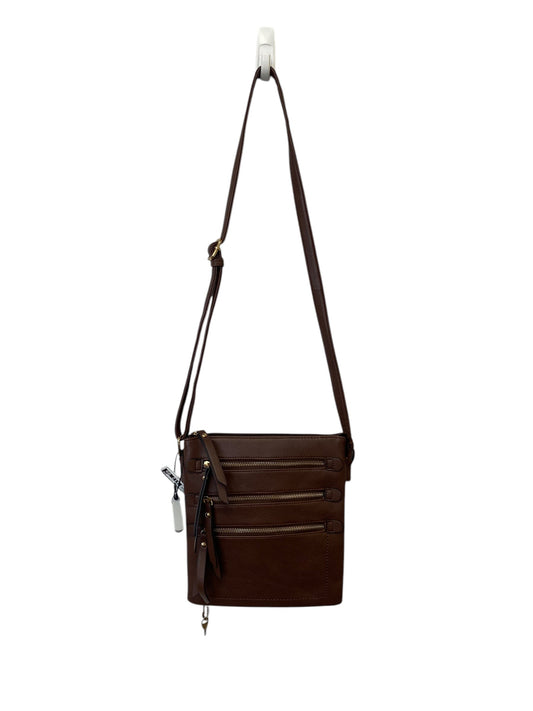 Crossbody By Clothes Mentor, Size: Medium