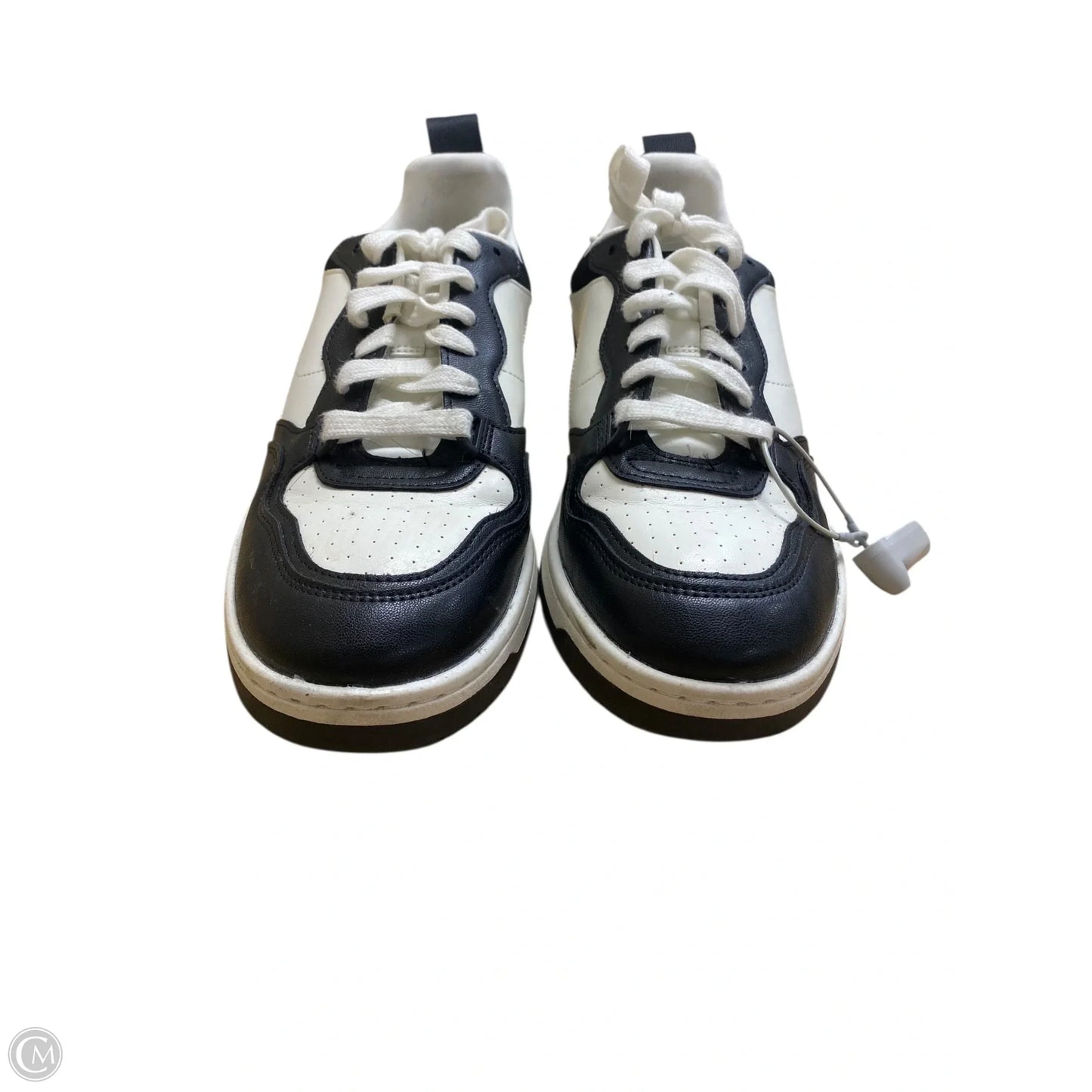 Shoes Sneakers By Wild Fable In Black & White, Size: 10