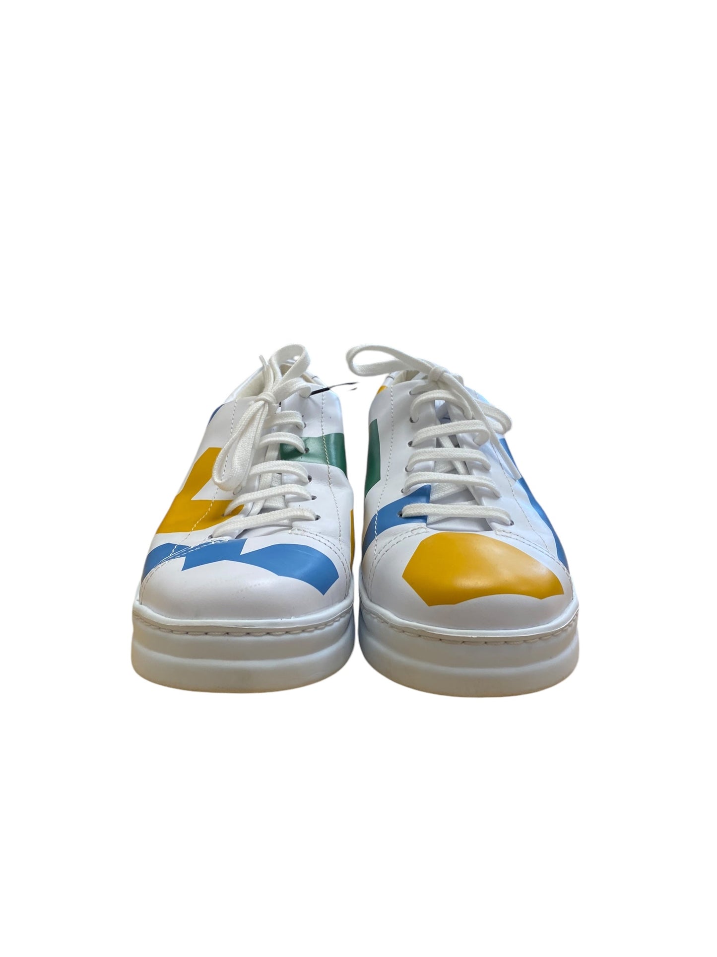 Shoes Sneakers By Clothes Mentor In White, Size: 9