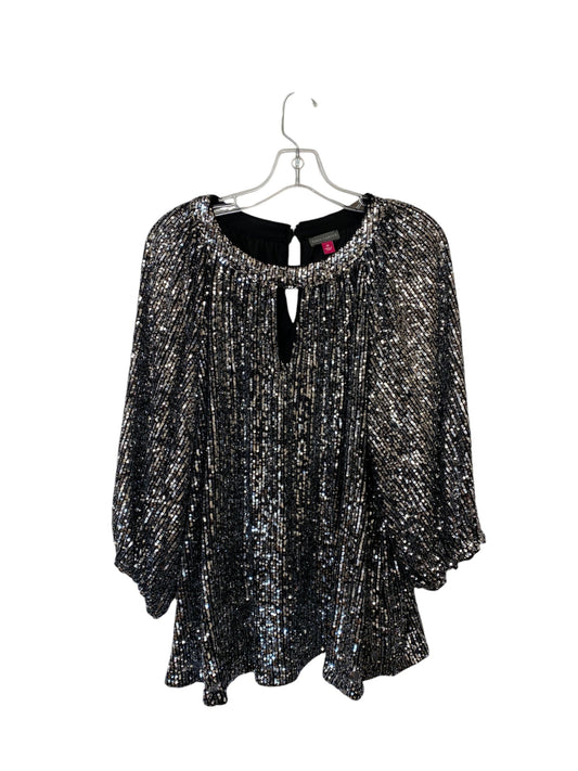 Top Long Sleeve By Vince Camuto In Silver, Size: 2x