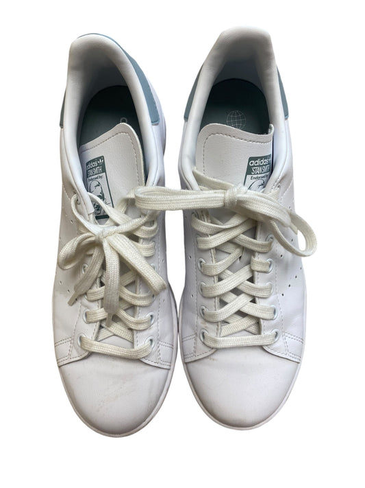 Shoes Sneakers By Adidas In White, Size: 9