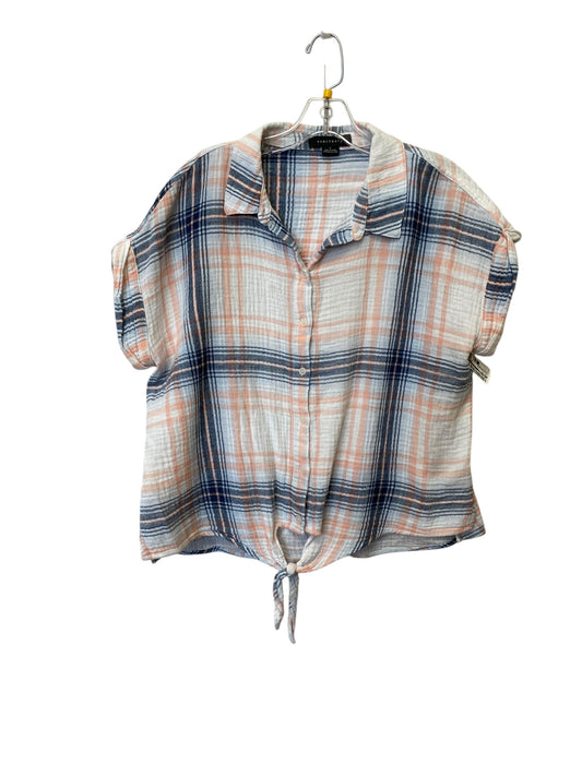 Top Short Sleeve By Sanctuary In Plaid Pattern, Size: L