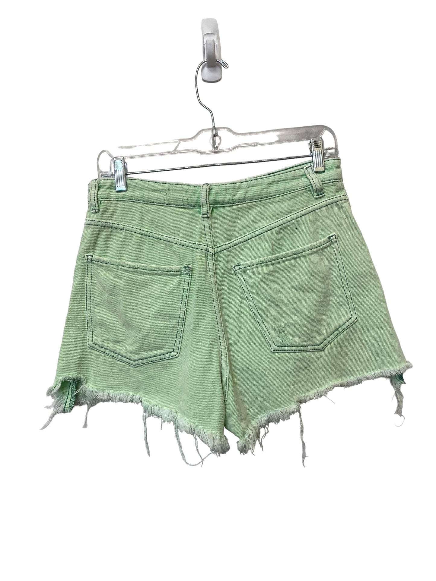 Green Shorts Clothes Mentor, Size M