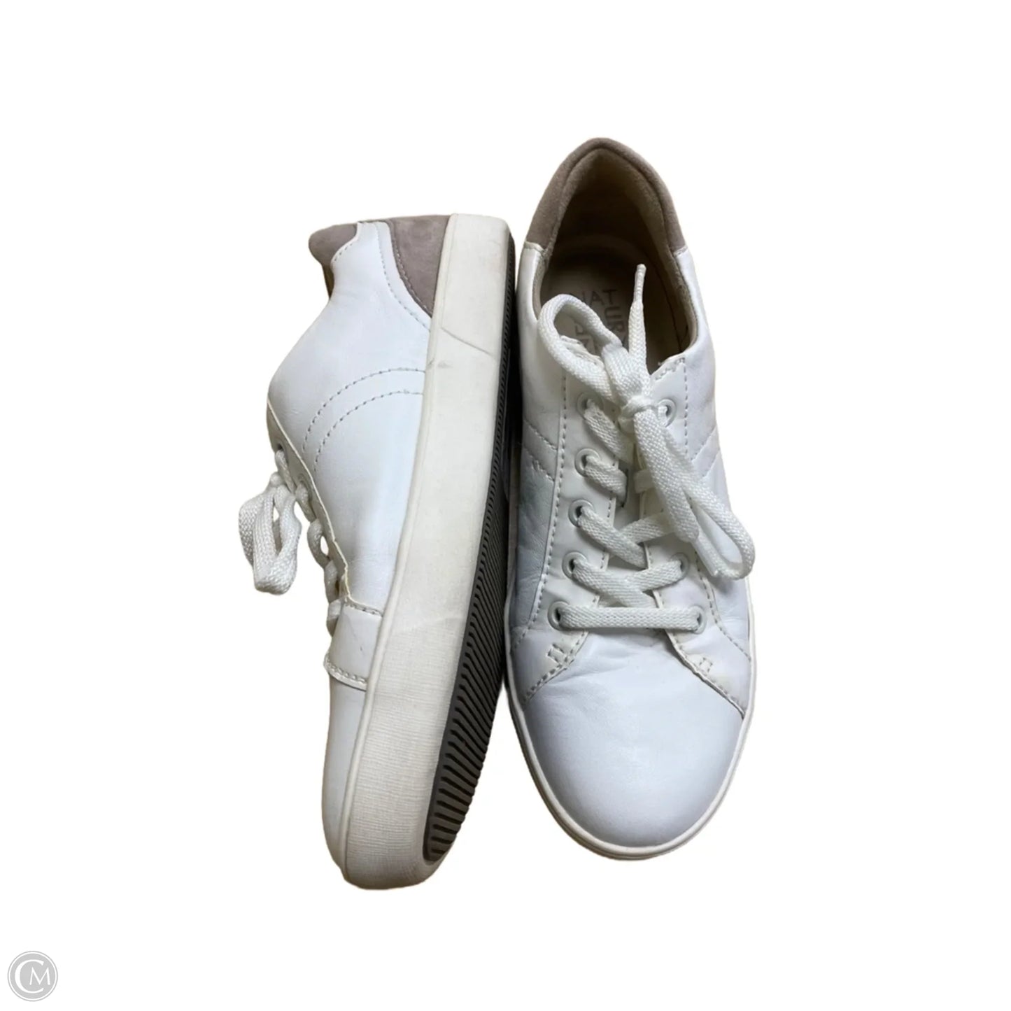 Shoes Flats By Naturalizer In White, Size: 9