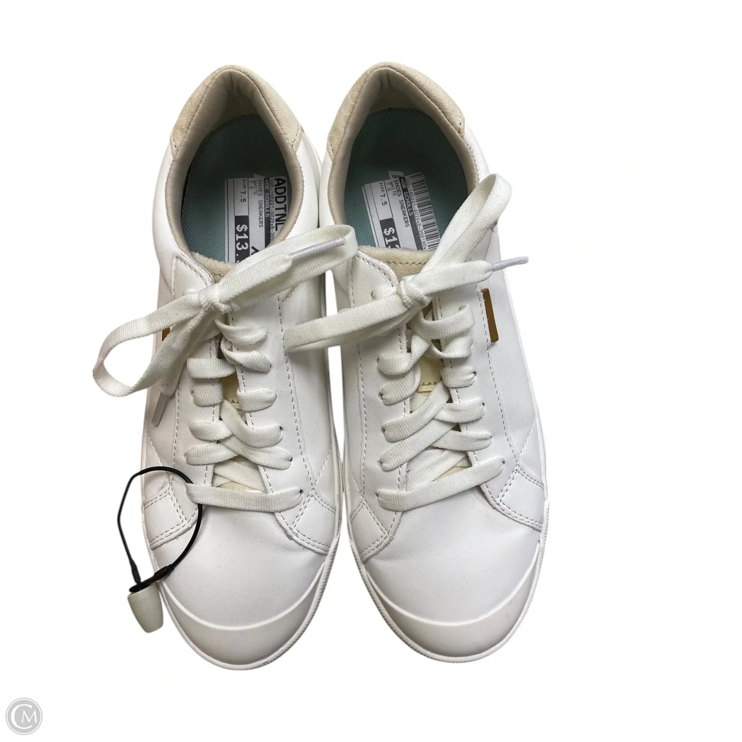 Shoes Sneakers By Dr Scholls In White, Size: 7.5