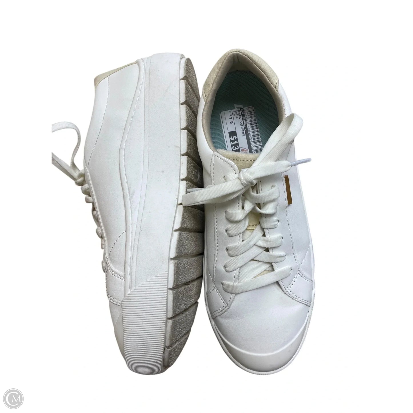 Shoes Sneakers By Dr Scholls In White, Size: 7.5