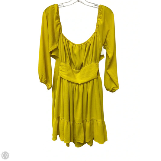 Dress Casual Short By Cmf In Yellow, Size: L