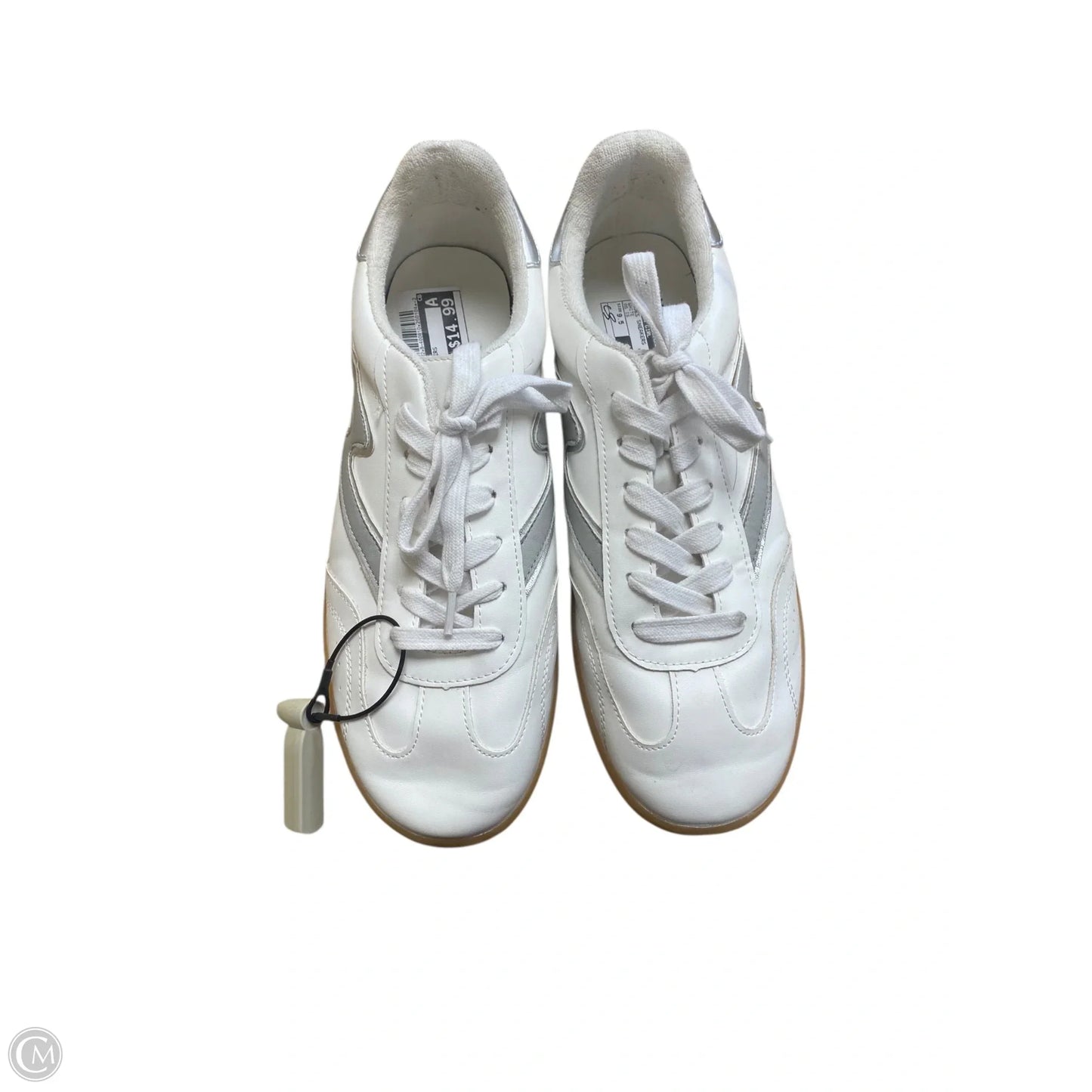 Shoes Sneakers By Madden Girl In White, Size: 9.5
