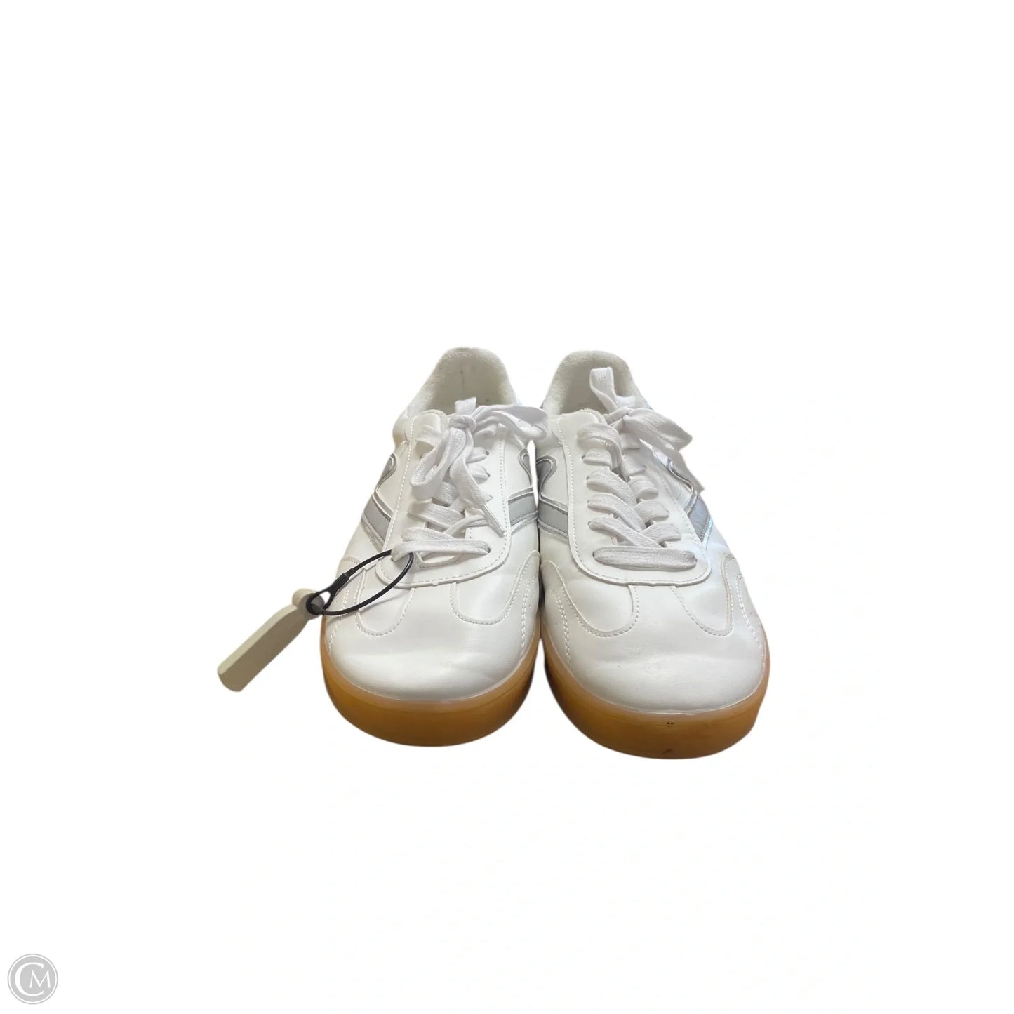 Shoes Sneakers By Madden Girl In White, Size: 9.5