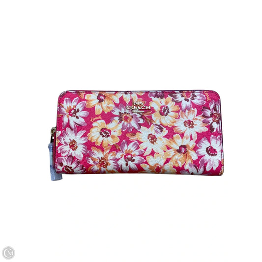 Wristlet Designer By Coach, Size: Medium