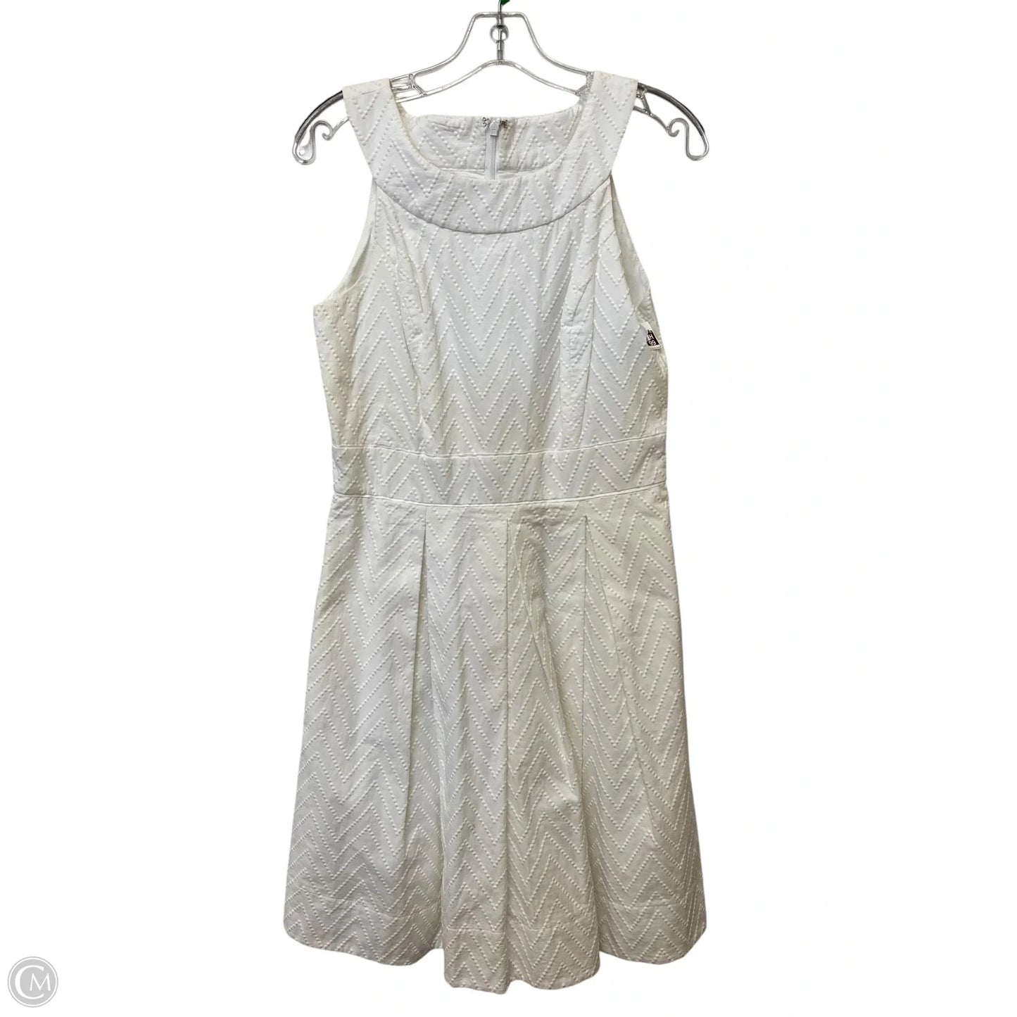 Dress Casual Short By White House Black Market In White, Size: 8