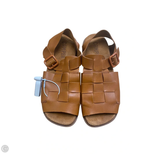 Shoes Flats By Cmc In Brown, Size: 8.5