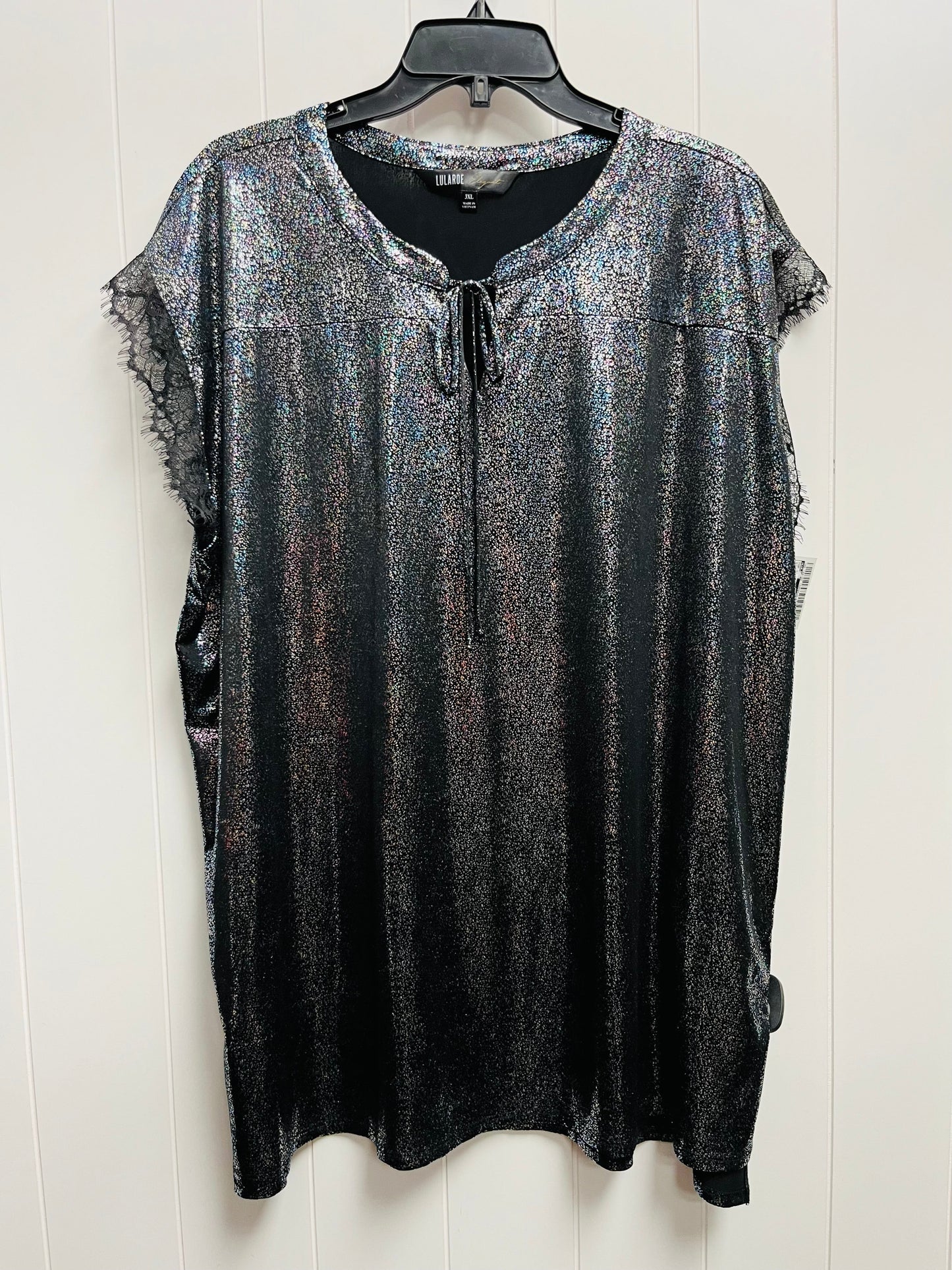 Top Short Sleeve By Lularoe  Size: 3