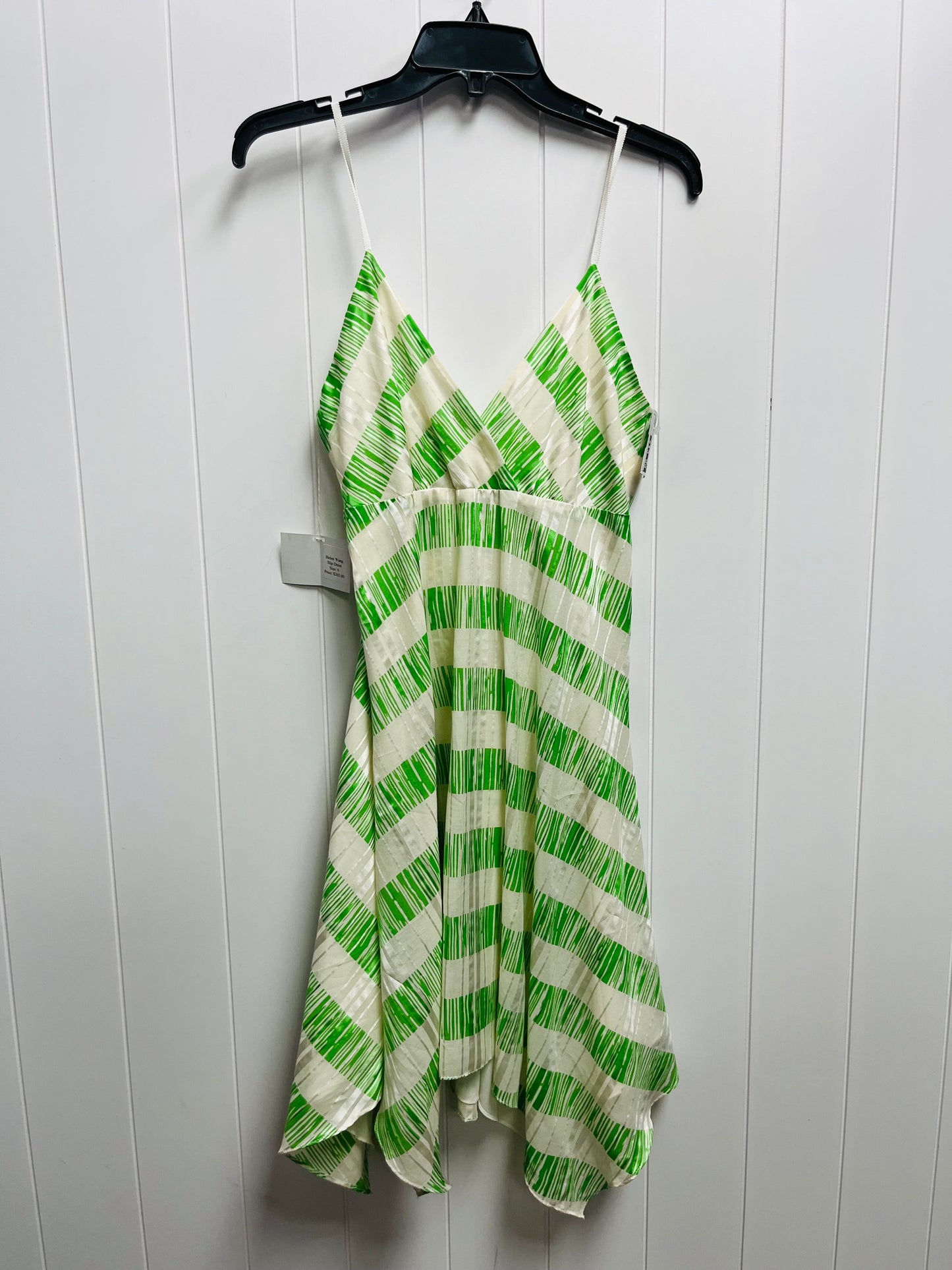 Green Dress Casual Short HELELN WAND, Size 6