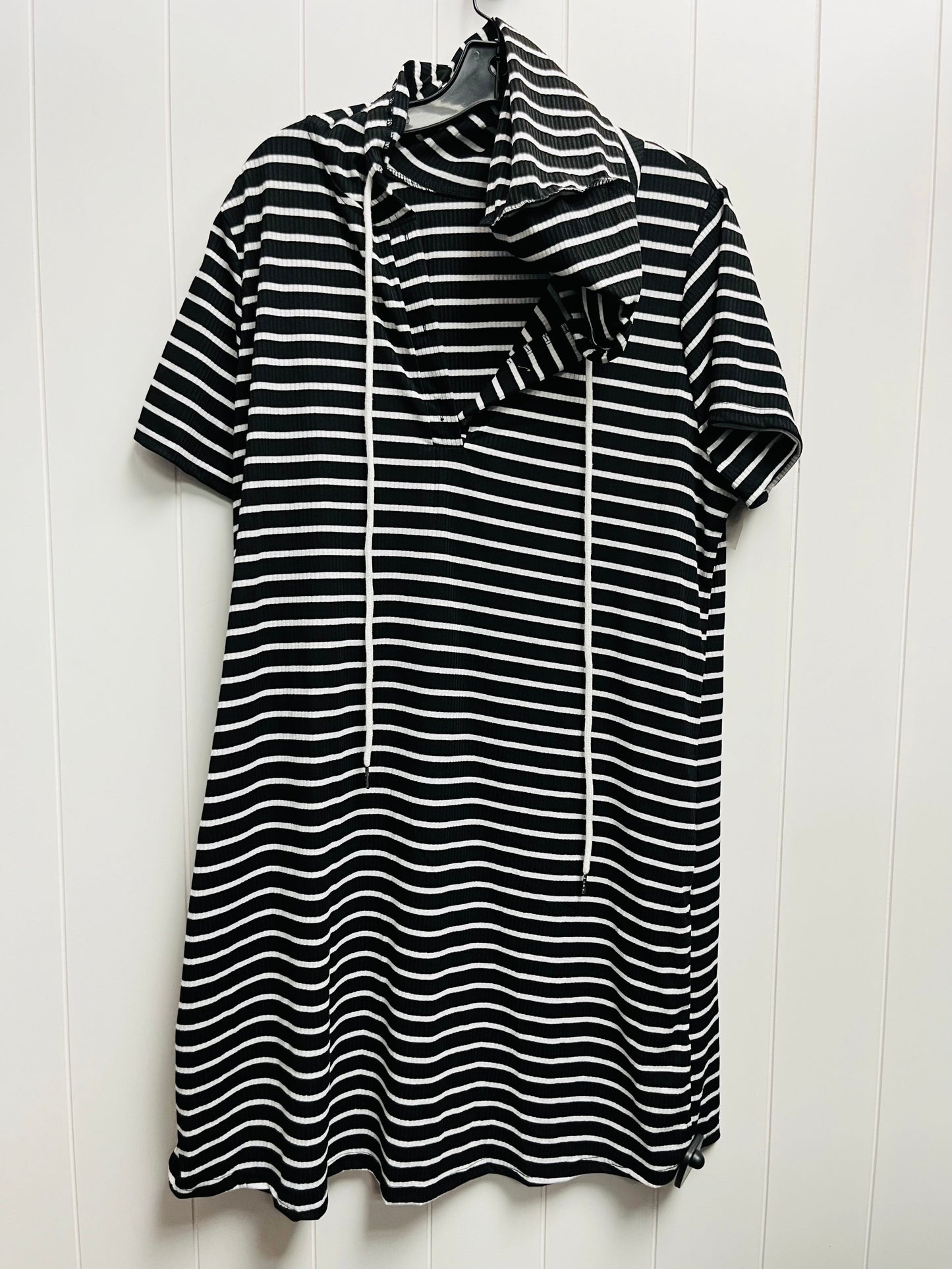 Black & White Dress Casual Short Shein, Size 2x