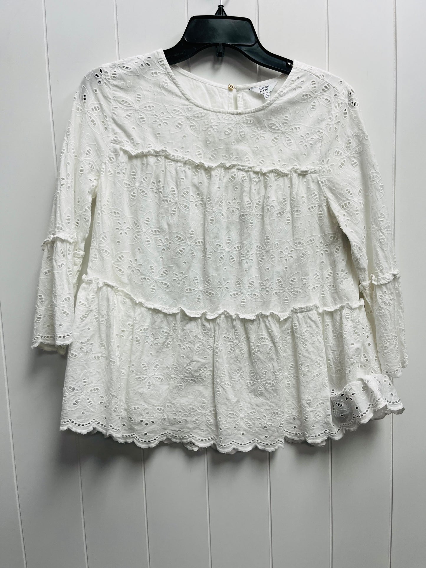 White Top Long Sleeve Crown And Ivy, Size S