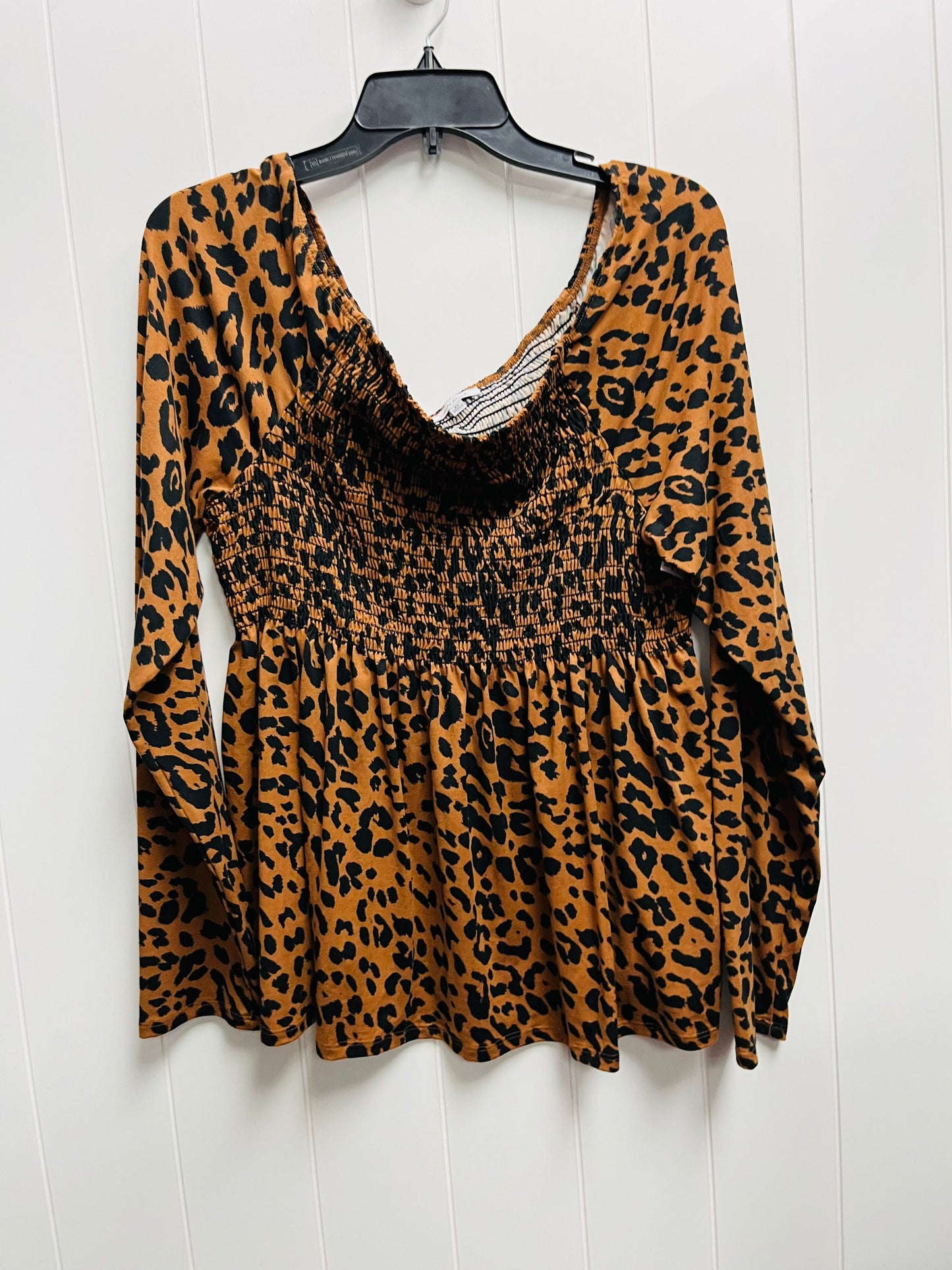 Top Long Sleeve By White Birch In Animal Print, Size: Xl