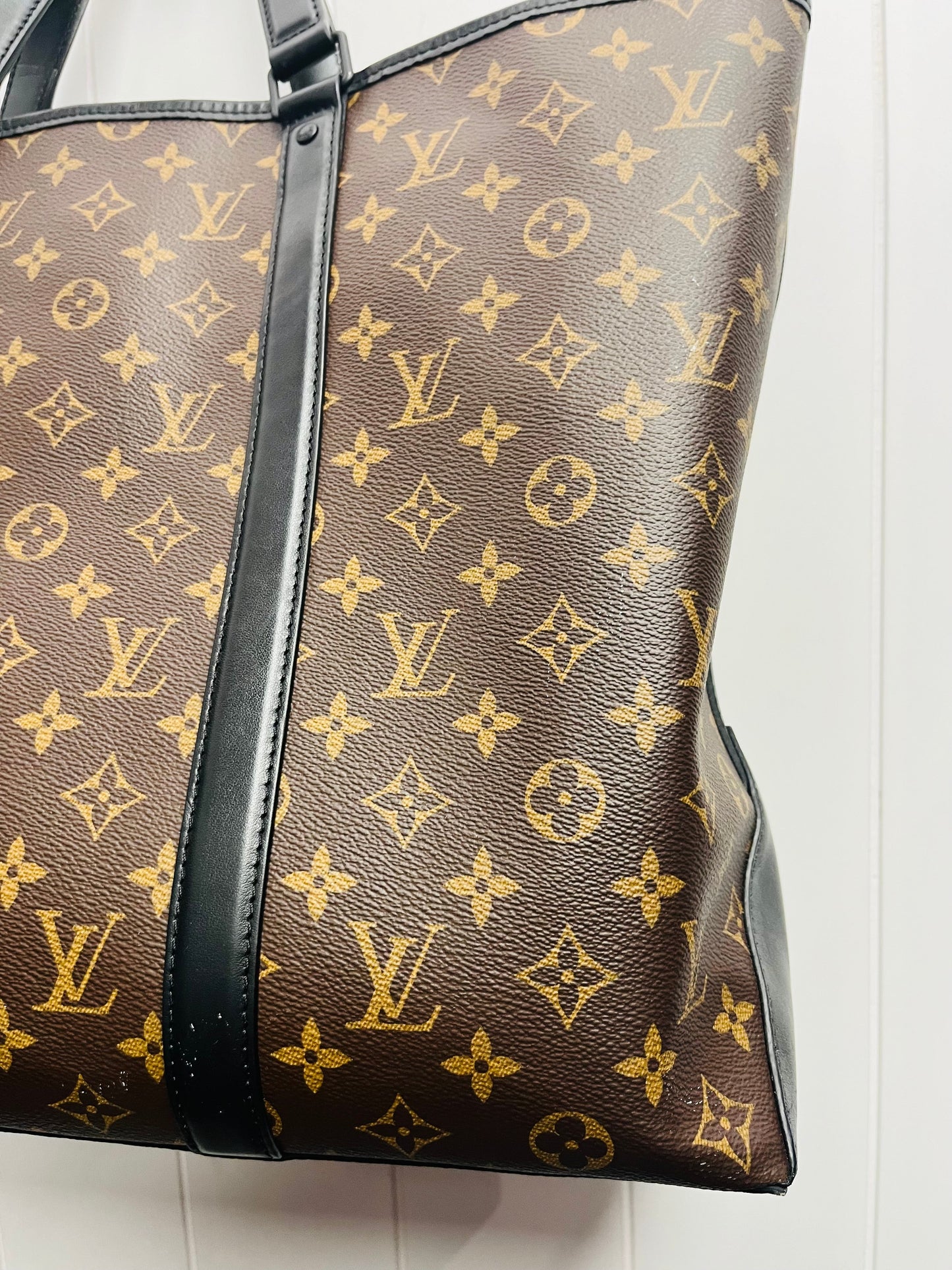 Crossbody Luxury Designer By Louis Vuitton, Size: Large