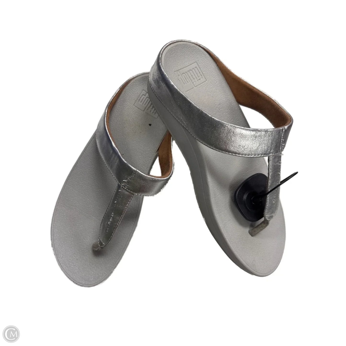 Sandals Flats By Fitflop In Silver, Size: 8