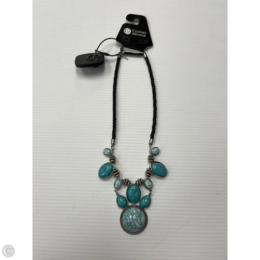 Necklace Statement By Avenue