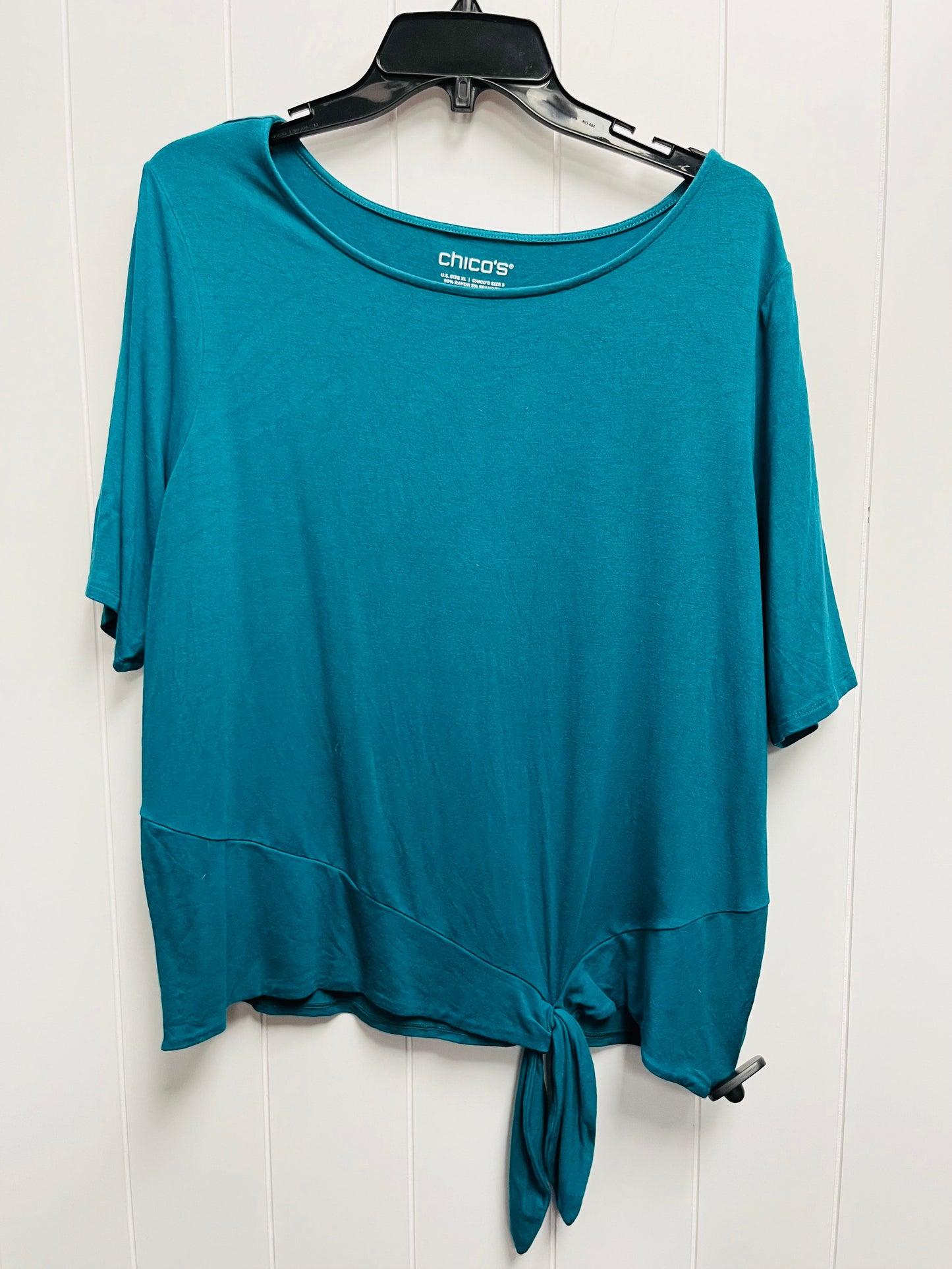 Top Short Sleeve By Chicos In Green, Size: Xl