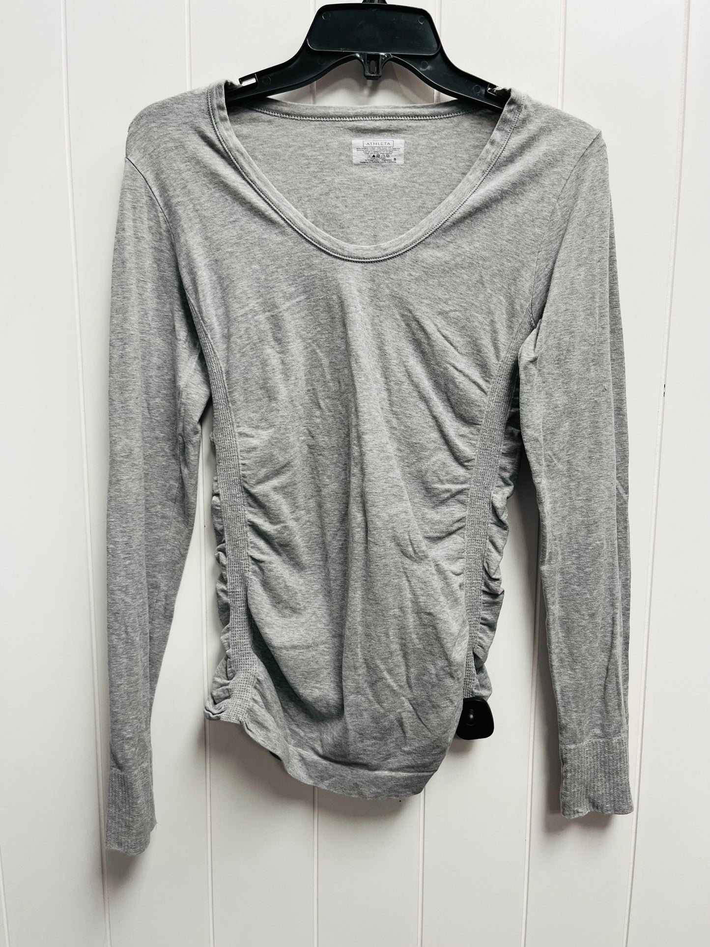 Athletic Top Long Sleeve Crewneck By Athleta In Grey, Size: S