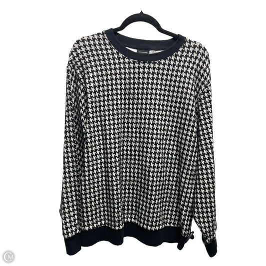 Top Long Sleeve By Who What Wear In Black & White, Size: L