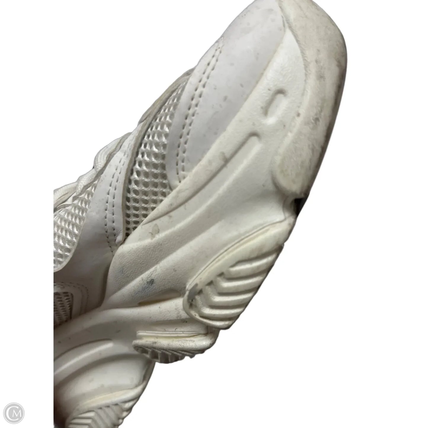 Shoes Sneakers By Steve Madden In White, Size: 7