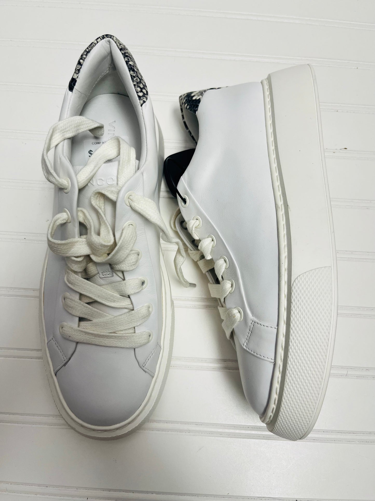 Black & White Shoes Sneakers Vince, Size 9.5