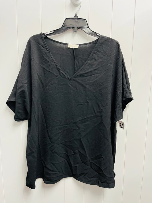 Top Short Sleeve By Entro In Black, Size: L