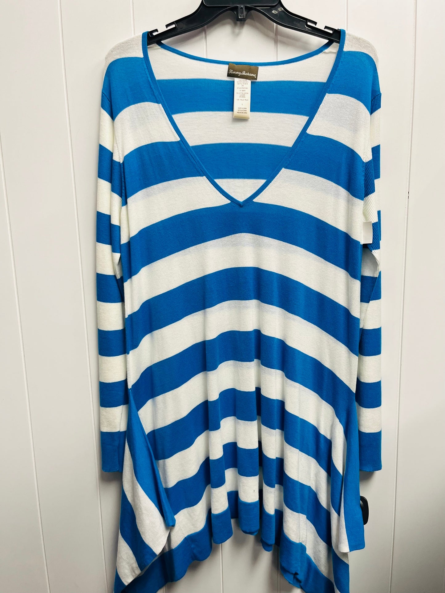 Top Long Sleeve By Tommy Bahama In Blue & White, Size: L