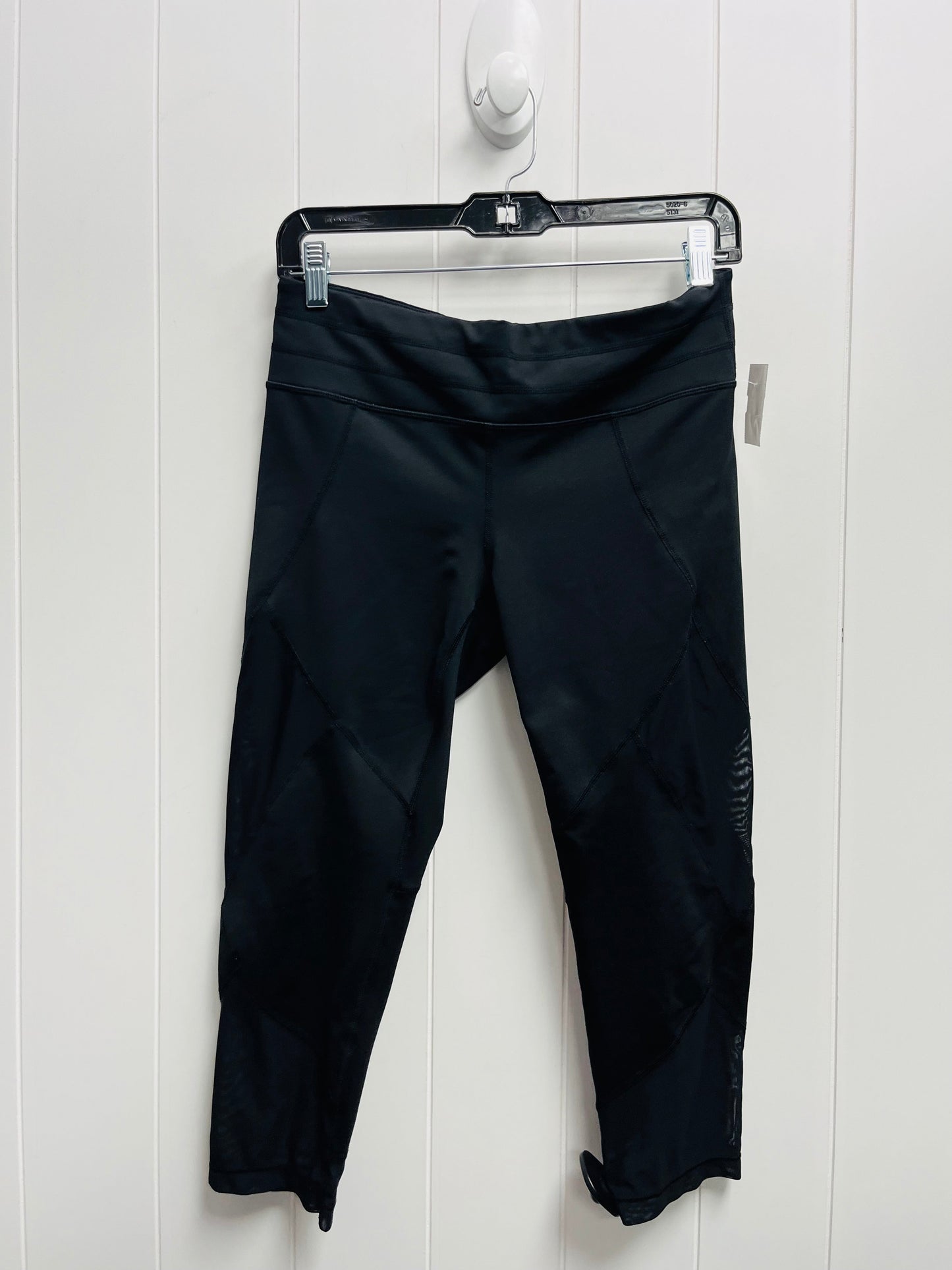 Black Athletic Capris Athleta, Size M