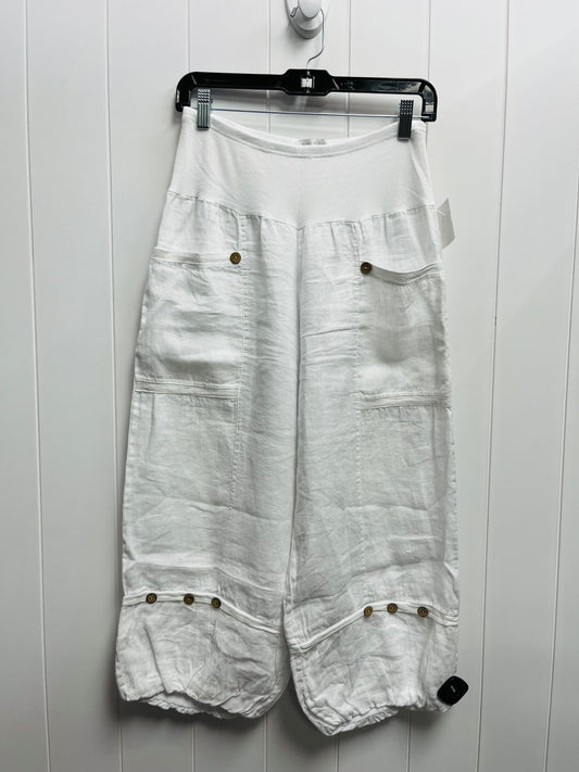 Capris By made in italy In White, Size: M