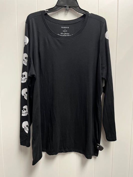 Top Long Sleeve By Torrid In Black & White, Size: 3x