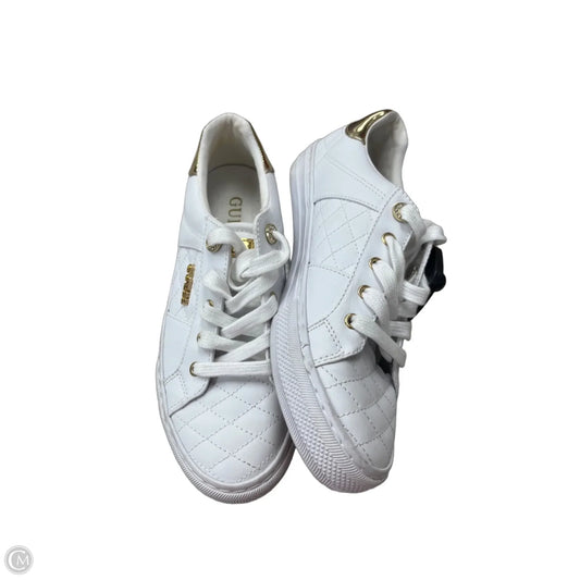 Shoes Flats By Guess In White, Size: 8