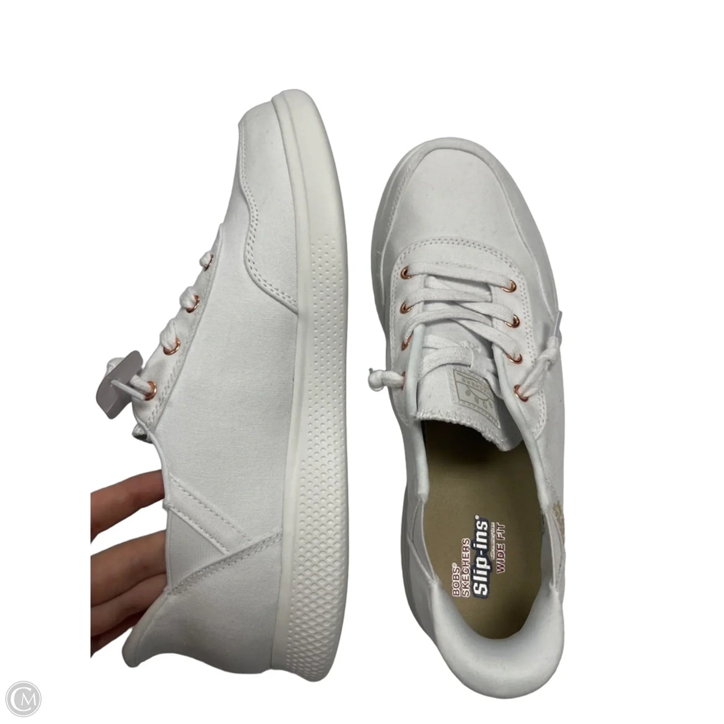 Shoes Sneakers By Skechers In White, Size: 10