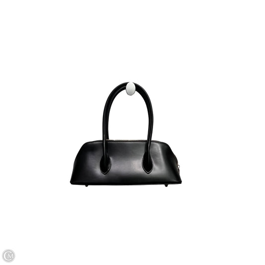 Handbag By Urban Outfitters, Size: Medium