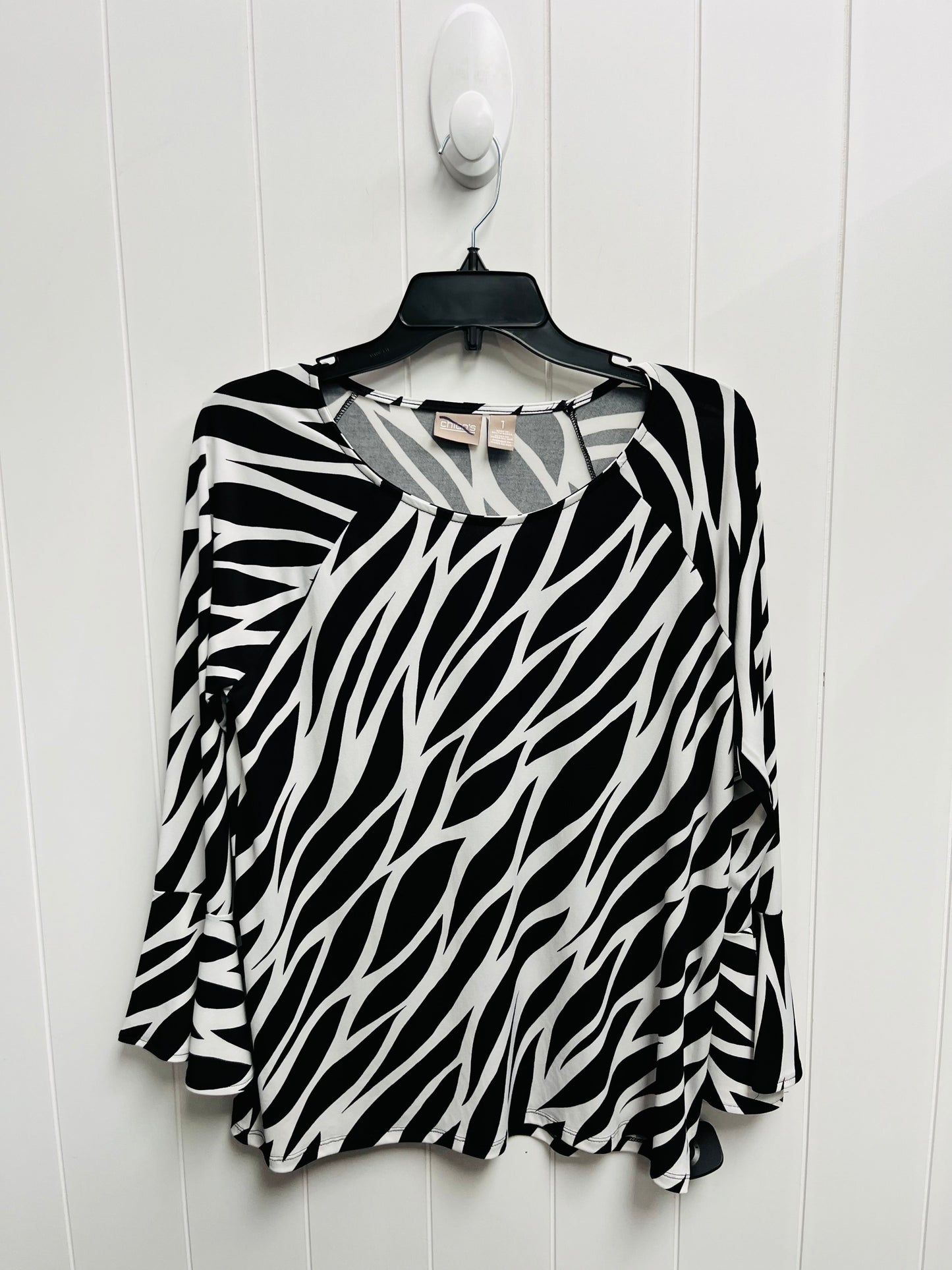 Top Long Sleeve By Chicos In Black & White, Size: M