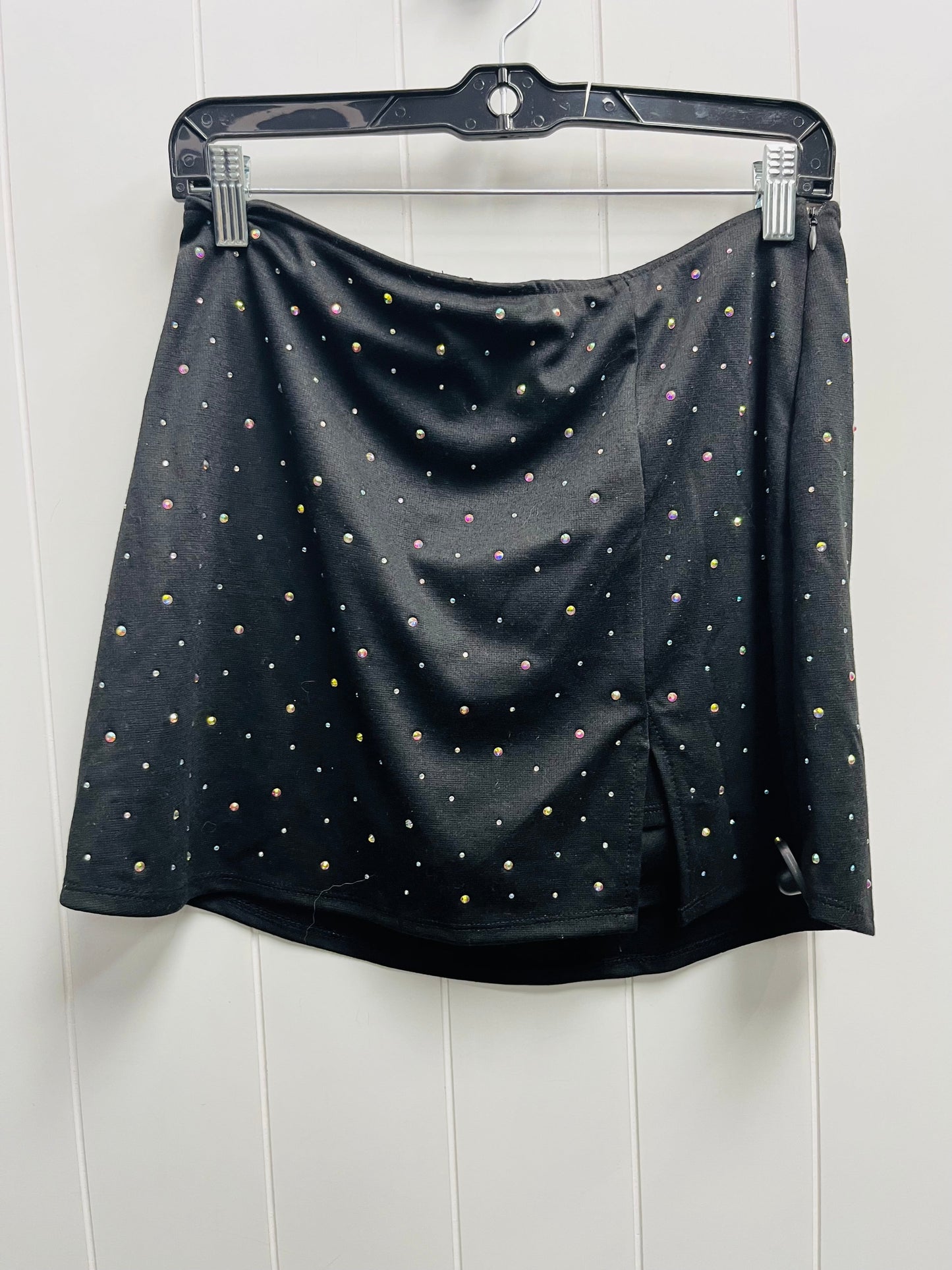 Skirt Mini & Short By Wild Fable In Black, Size: M