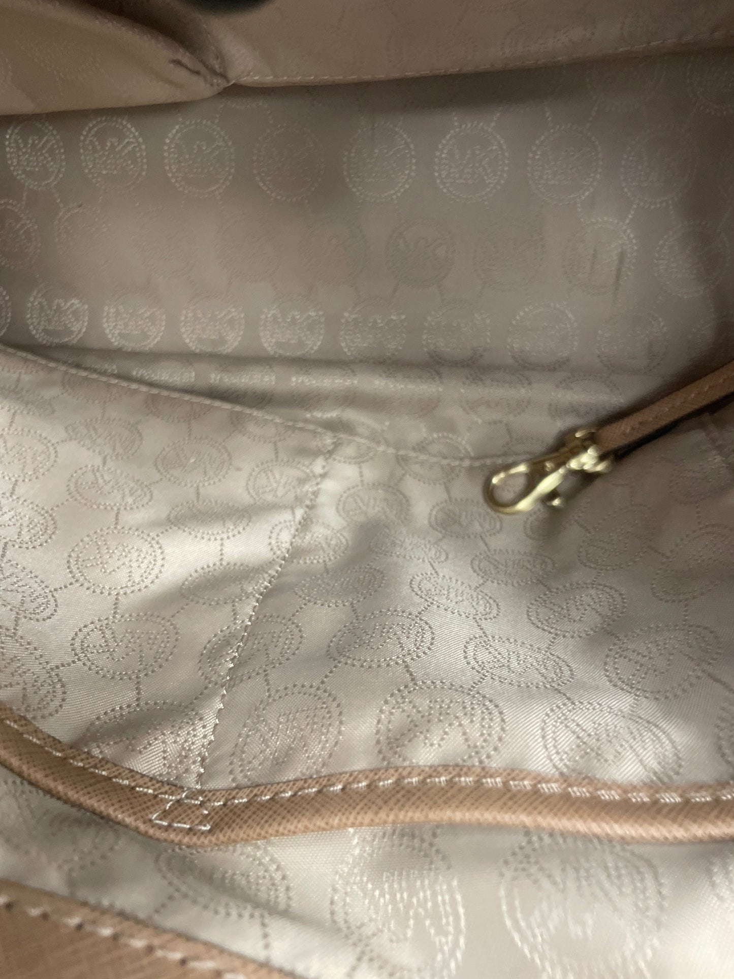 Crossbody Designer By Michael By Michael Kors  Size: Medium