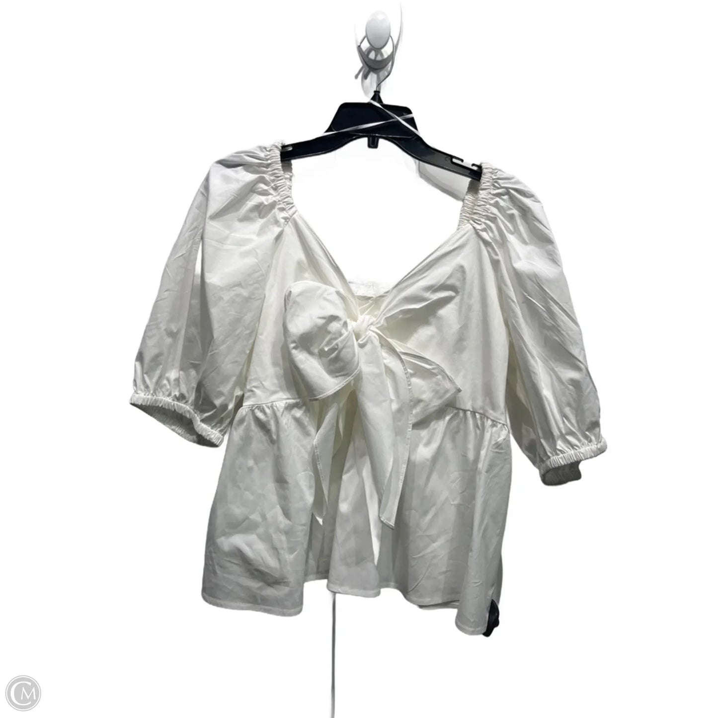 Top Short Sleeve By Crown And Ivy In White, Size: Xl