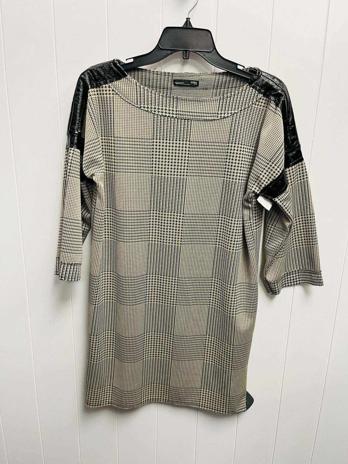 Dress Casual Short By Zara Women In Black & Tan, Size: S